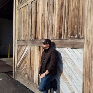 Meet your Posher, Leo